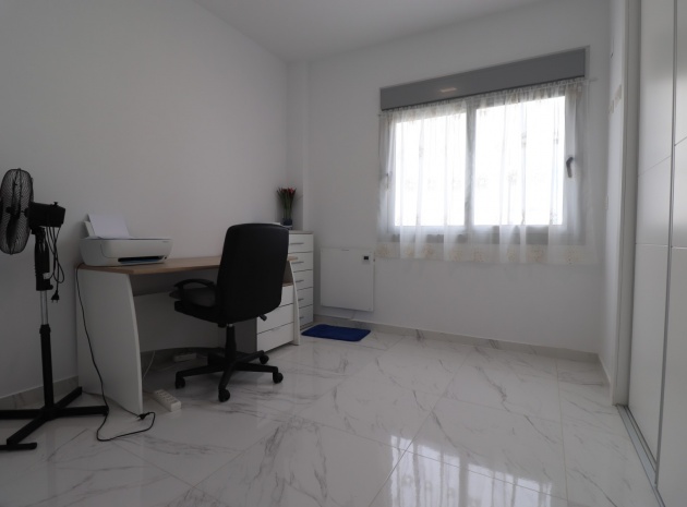 Återförsäljning - Lägenhet - Benijofar