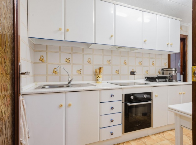 Resale - Apartment - Torrevieja - Beachside Torrevieja