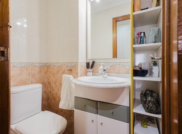 Resale - Apartment - Torrevieja - Beachside Torrevieja