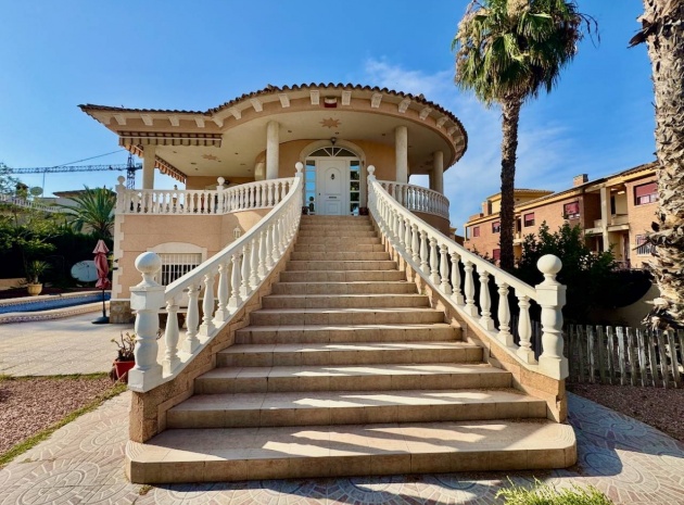 Återförsäljning - Villa - Benferri