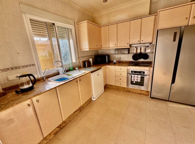 Återförsäljning - Villa - Benferri