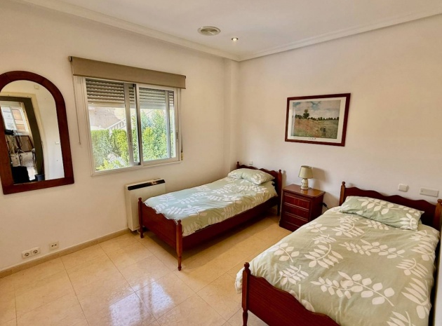 Återförsäljning - Villa - Benferri