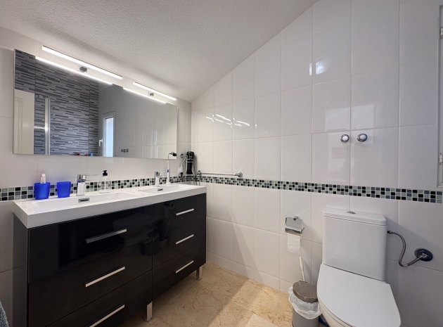 Revente - Villa - Villamartin - rioja