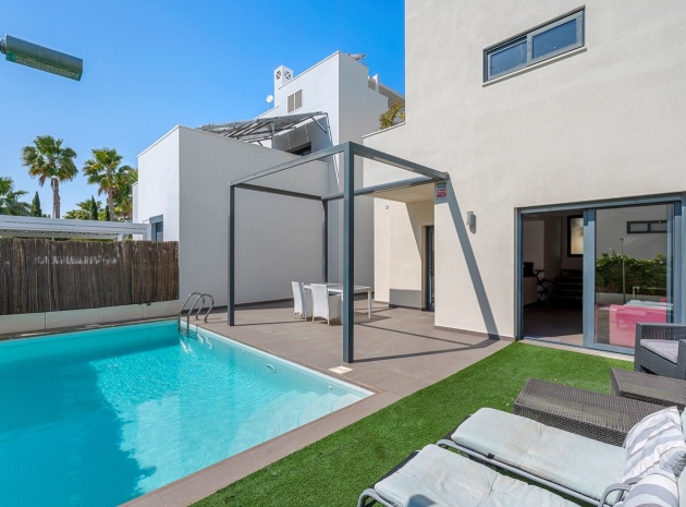 Återförsäljning - Villa - Ciudad Quesada - Dona Pepa