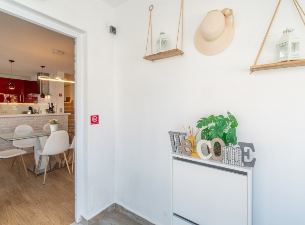 Resale - Villa - Torrevieja - altos del limonar