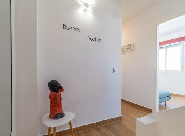 Resale - Villa - Torrevieja - altos del limonar