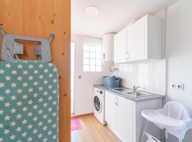 Resale - Villa - Torrevieja - altos del limonar