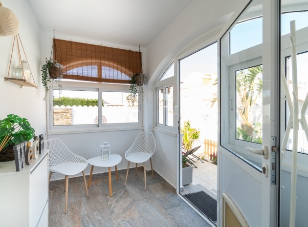 Resale - Villa - Torrevieja - altos del limonar