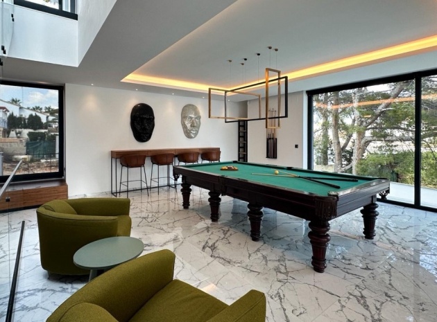 Resale - Villa - Villamartin