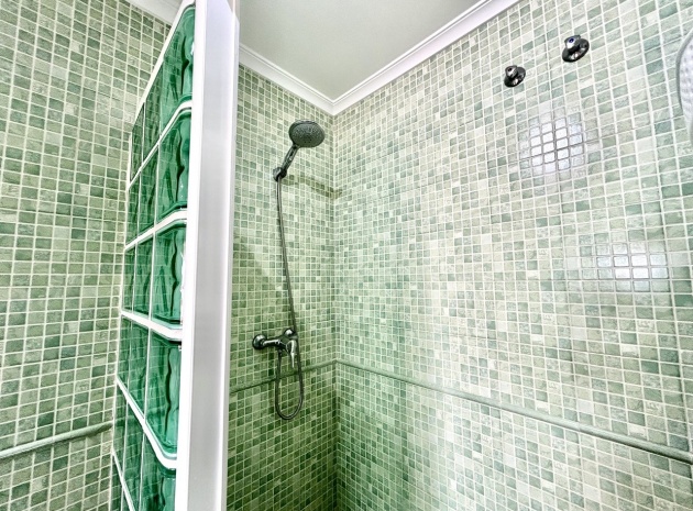 Wiederverkauf - Wohnung - Villamartin - La Fuente