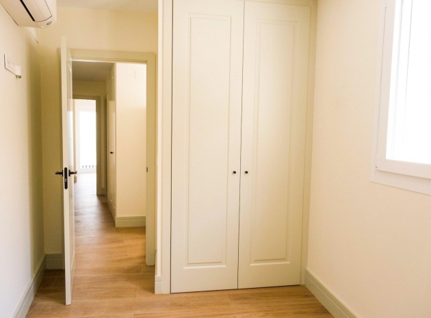 Neubau - Stadthaus - Málaga - Playa de la Malagueta