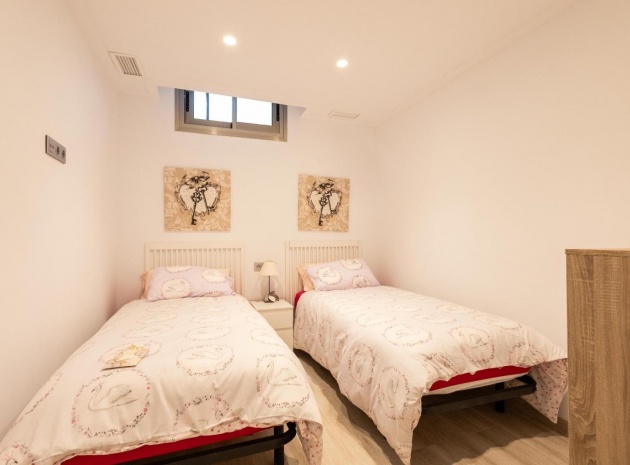 Wederverkoop - Villa - Villamartin - PAU 26