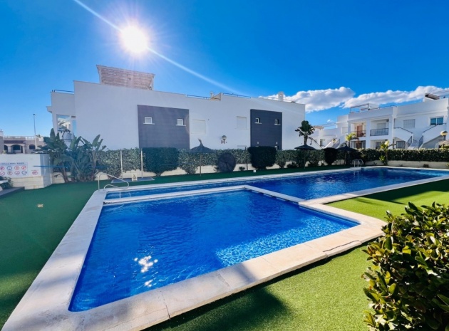 Revente - Bungalow - Torrevieja - Aguas Nuevas