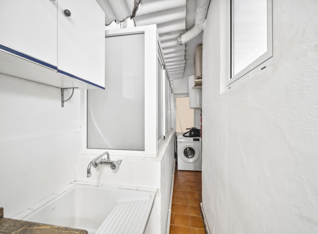 Återförsäljning - Lägenhet - Torrevieja - Beachside Torrevieja