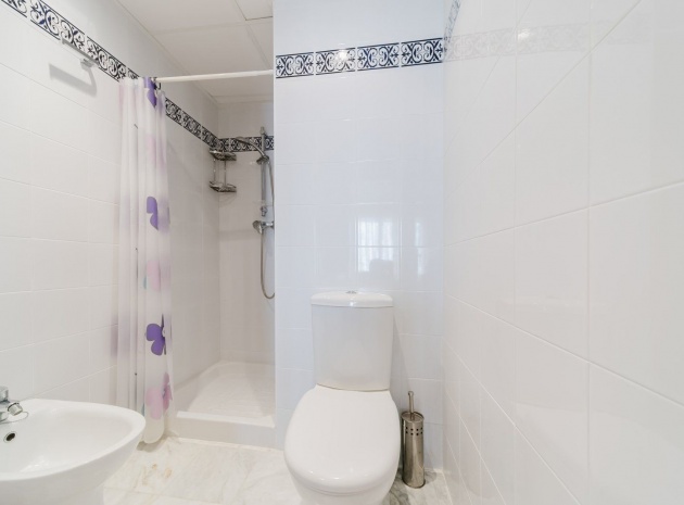 Återförsäljning - Lägenhet - Torrevieja - Beachside Torrevieja