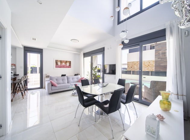 Återförsäljning - Villa - Cabo Roig - Lomas de Cabo Roig