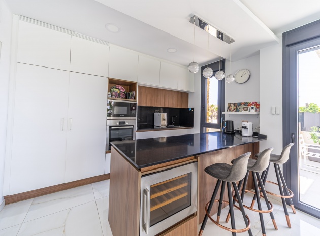 Återförsäljning - Villa - Cabo Roig - Lomas de Cabo Roig