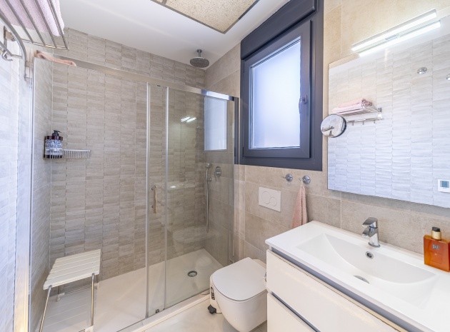 Återförsäljning - Villa - Cabo Roig - Lomas de Cabo Roig