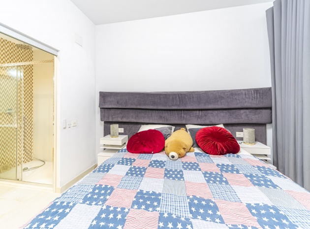 Återförsäljning - Villa - Cabo Roig - Lomas de Cabo Roig