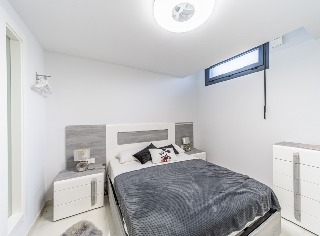 Återförsäljning - Villa - Cabo Roig - Lomas de Cabo Roig