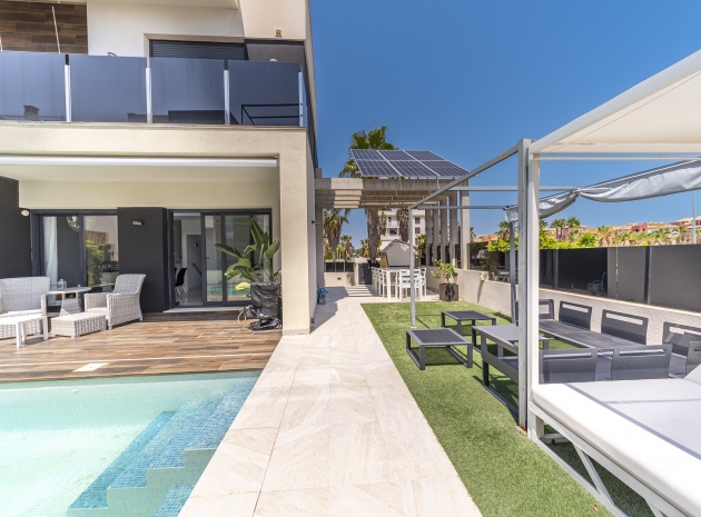 Återförsäljning - Villa - Cabo Roig - Lomas de Cabo Roig