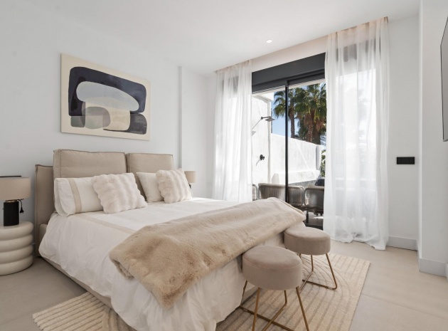 Nybyggnad - Lägenhet - Estepona - El Paraíso