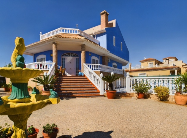 Återförsäljning - Villa - Los Alcazares