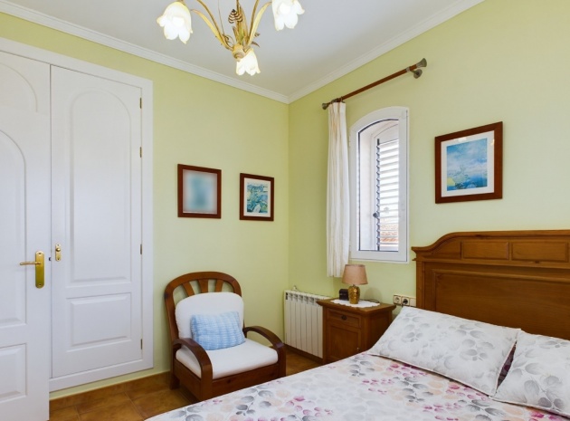 Återförsäljning - Villa - Los Alcazares