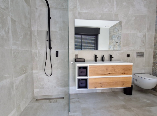 Resale - Villa - Rojales