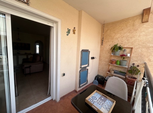 Resale - Apartment - Jacarilla