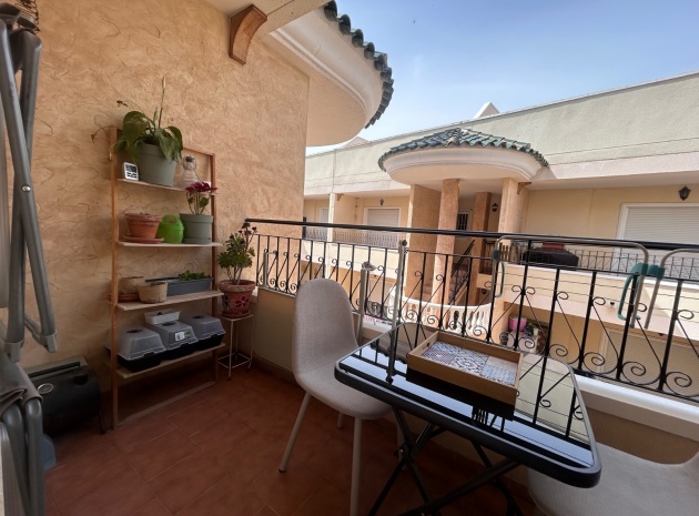 Resale - Apartment - Jacarilla