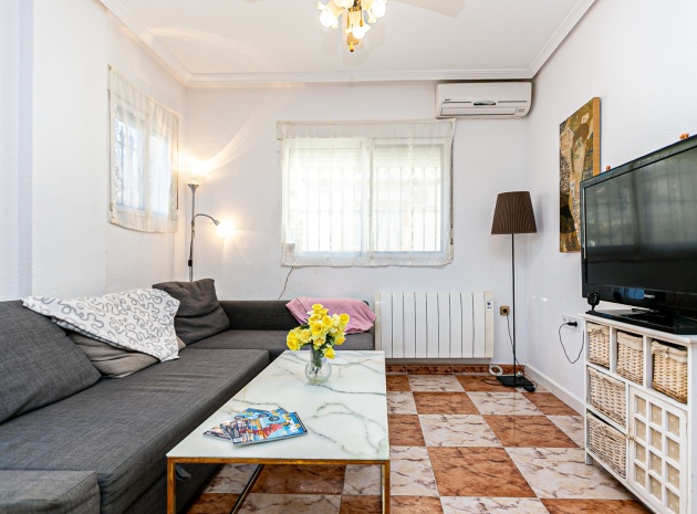 Återförsäljning - Villa - Playa Flamenca - san jose