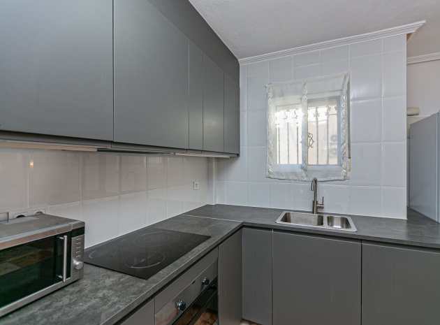 Återförsäljning - Villa - Playa Flamenca - san jose