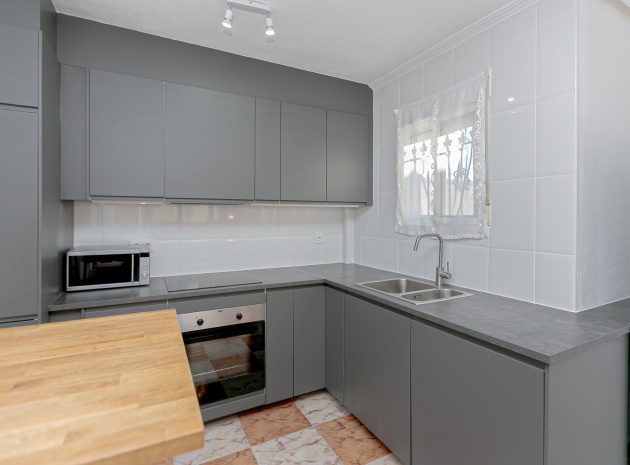 Återförsäljning - Villa - Playa Flamenca - san jose