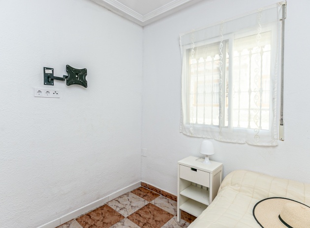 Återförsäljning - Villa - Playa Flamenca - san jose