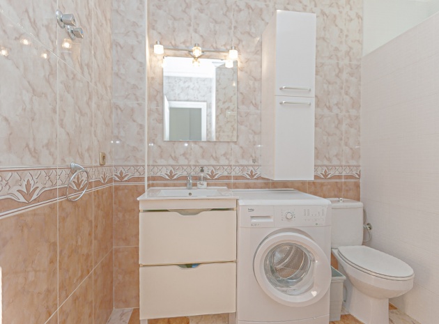 Återförsäljning - Villa - Playa Flamenca - san jose