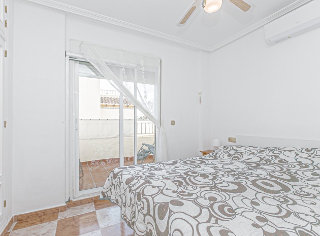 Återförsäljning - Villa - Playa Flamenca - san jose