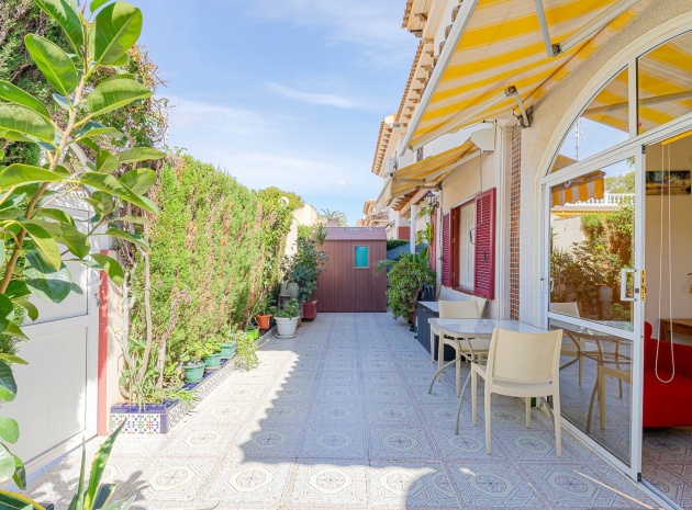 Återförsäljning - Lägenhet - Punta Prima - Las Barcas