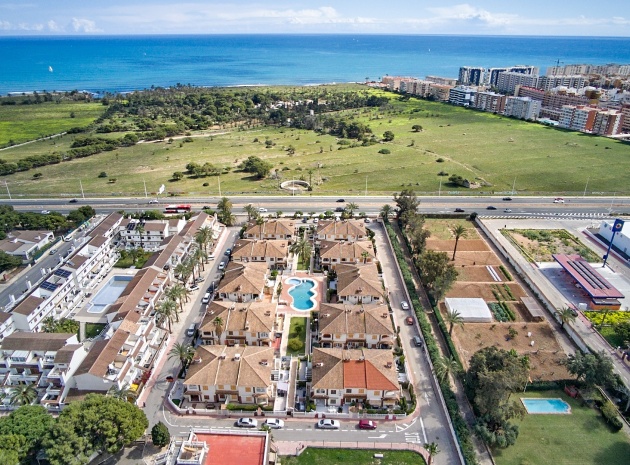 Återförsäljning - Lägenhet - Punta Prima - Las Barcas