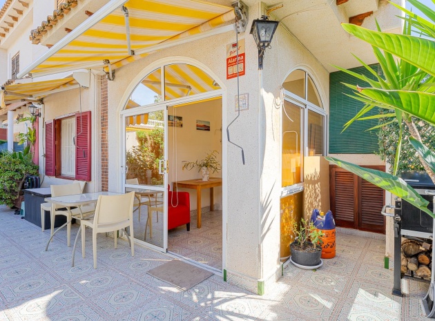 Återförsäljning - Lägenhet - Punta Prima - Las Barcas