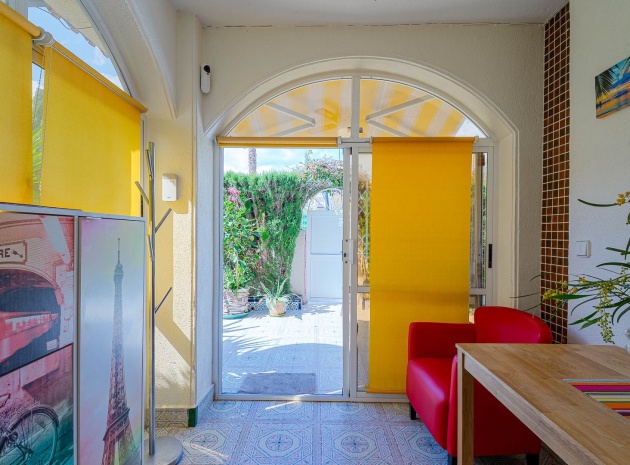 Återförsäljning - Lägenhet - Punta Prima - Las Barcas