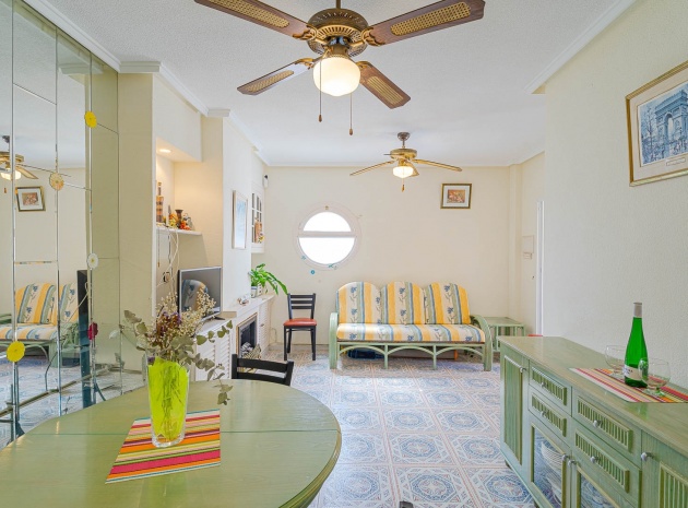 Återförsäljning - Lägenhet - Punta Prima - Las Barcas