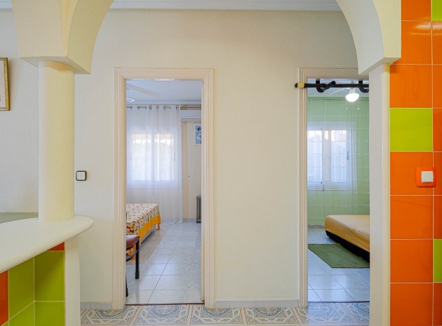 Återförsäljning - Lägenhet - Punta Prima - Las Barcas