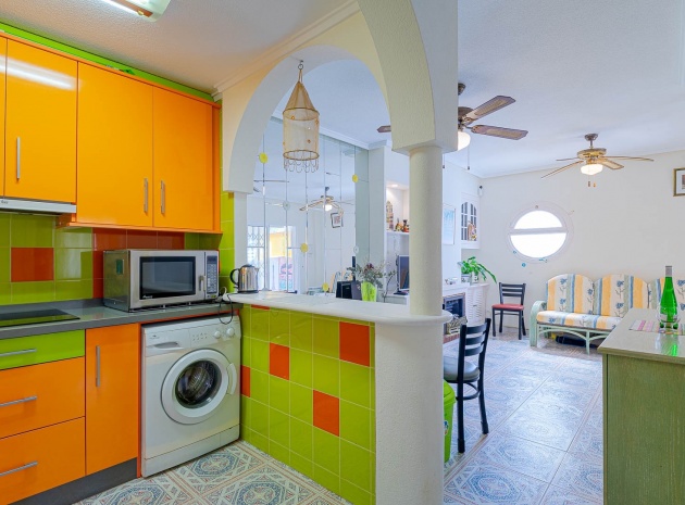 Återförsäljning - Lägenhet - Punta Prima - Las Barcas