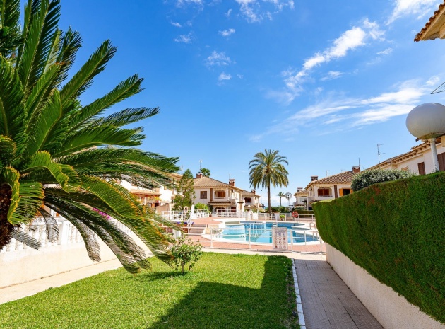 Återförsäljning - Lägenhet - Punta Prima - Las Barcas