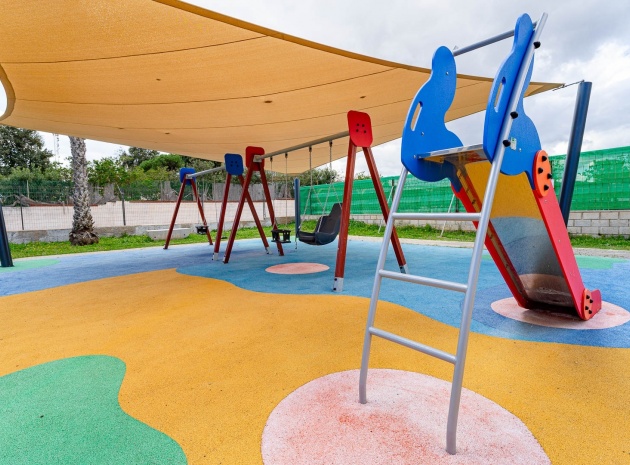 Återförsäljning - Lägenhet - Punta Prima - Las Barcas