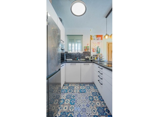 Wiederverkauf - Villa - Punta Prima - la campana