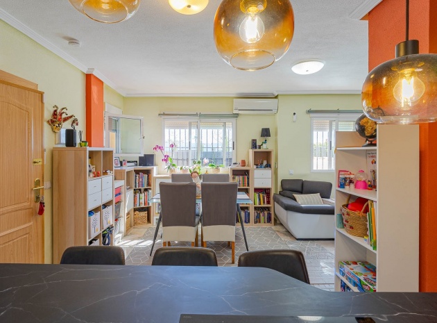 Wiederverkauf - Villa - Punta Prima - la campana