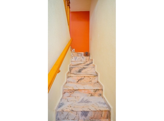 Wiederverkauf - Villa - Punta Prima - la campana