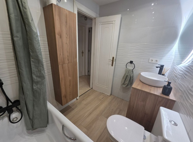 Revente - Appartement - Villamartin - rioja